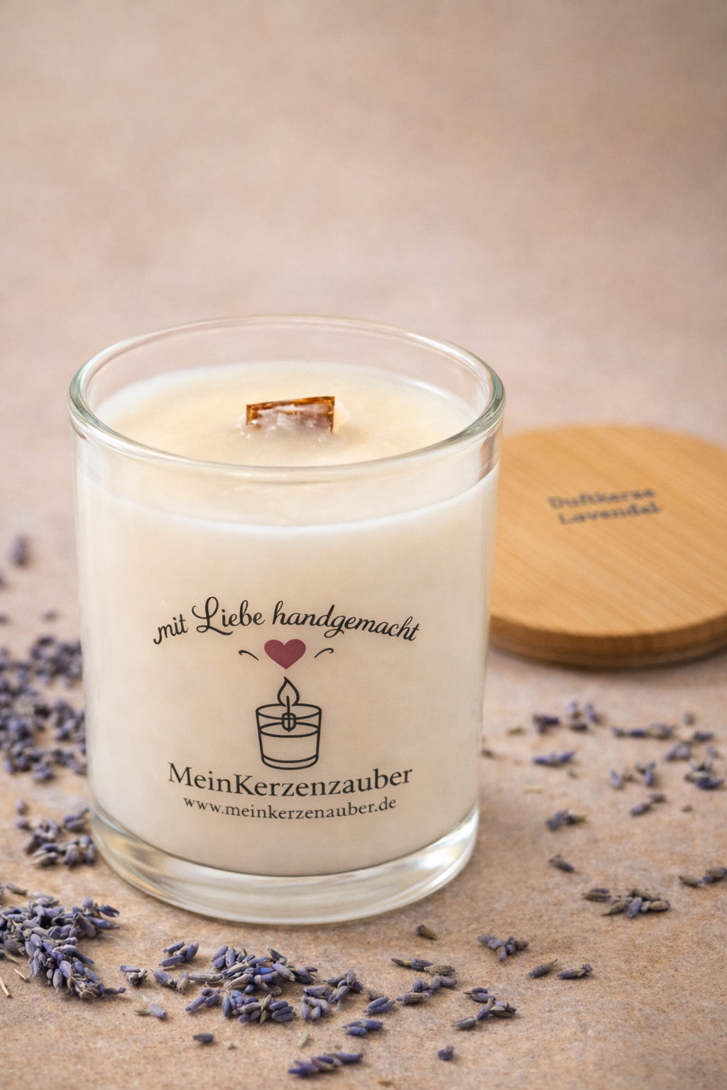 Lavendel Duftkerze 140 g mit ätherischem Öl – MeinKerzenzauber