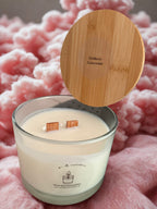 BIO Duftkerze Zuckerwatte Groß 320g mit knisterndem Holzdocht und Bambusdeckel - 40 Stunden Brenndauer XXL